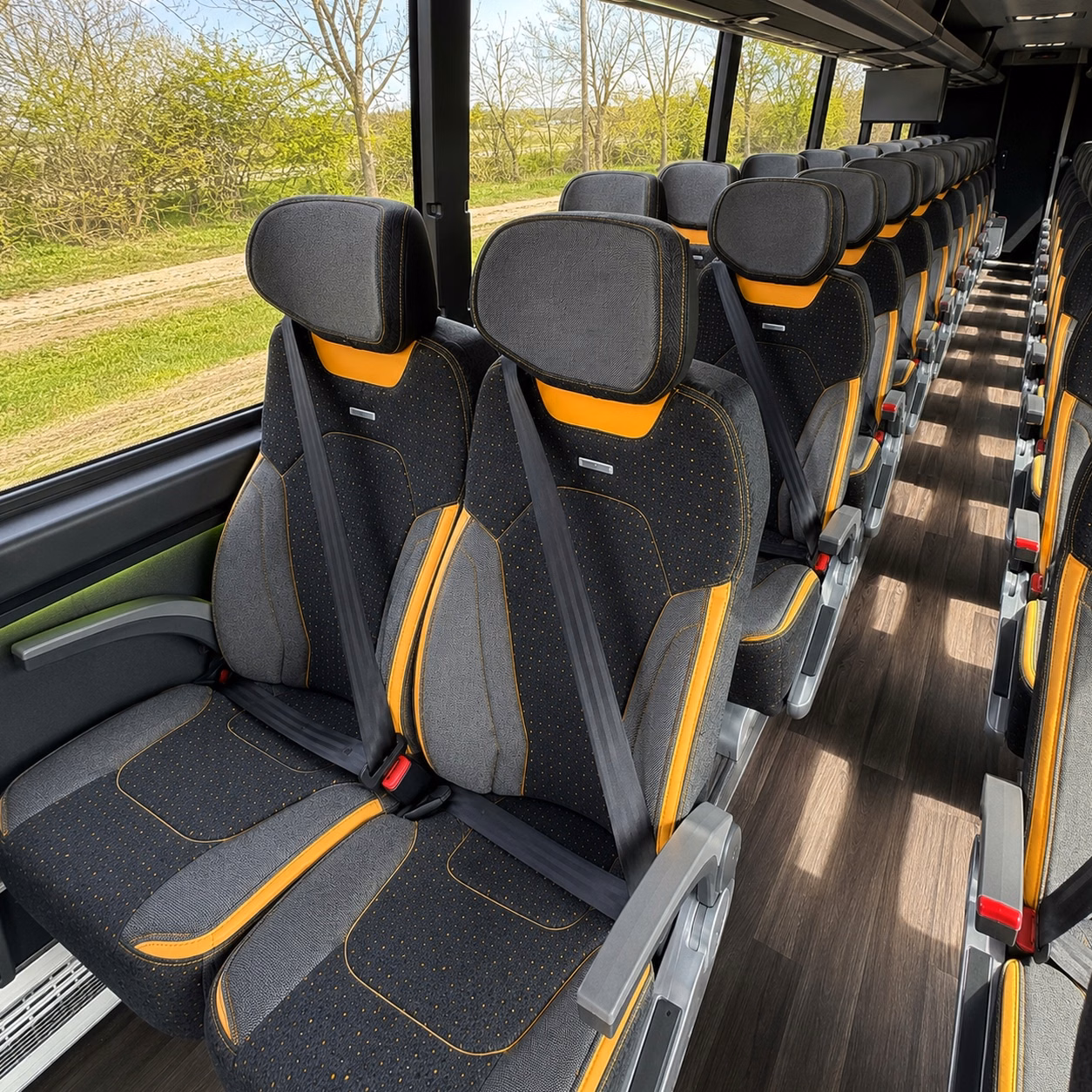 charter bus transportation for sioux falls sporting events and school field trips