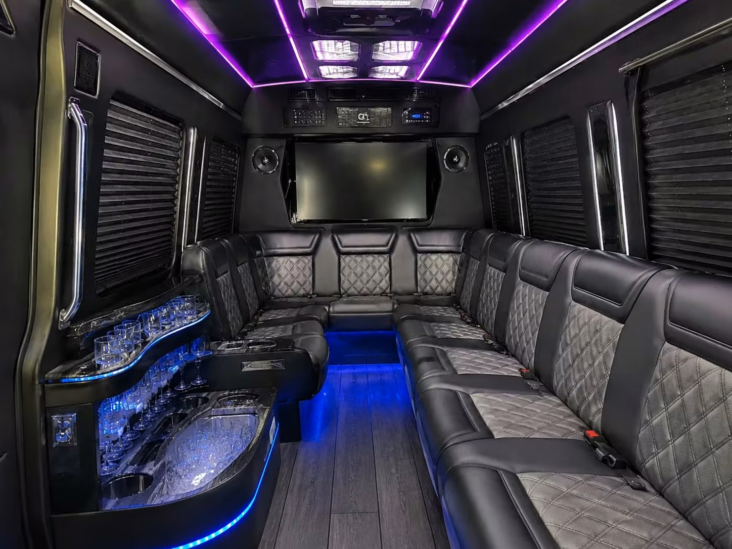 charterbussiouxfalls com will help you move out of town wedding guests seamlessly through sioux falls