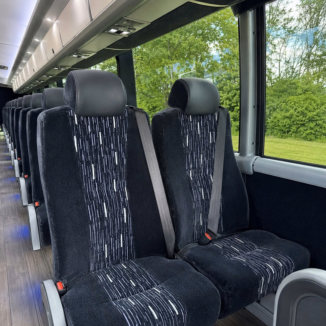how the bus type you choose changes charter bus prices in sioux falls south dakota