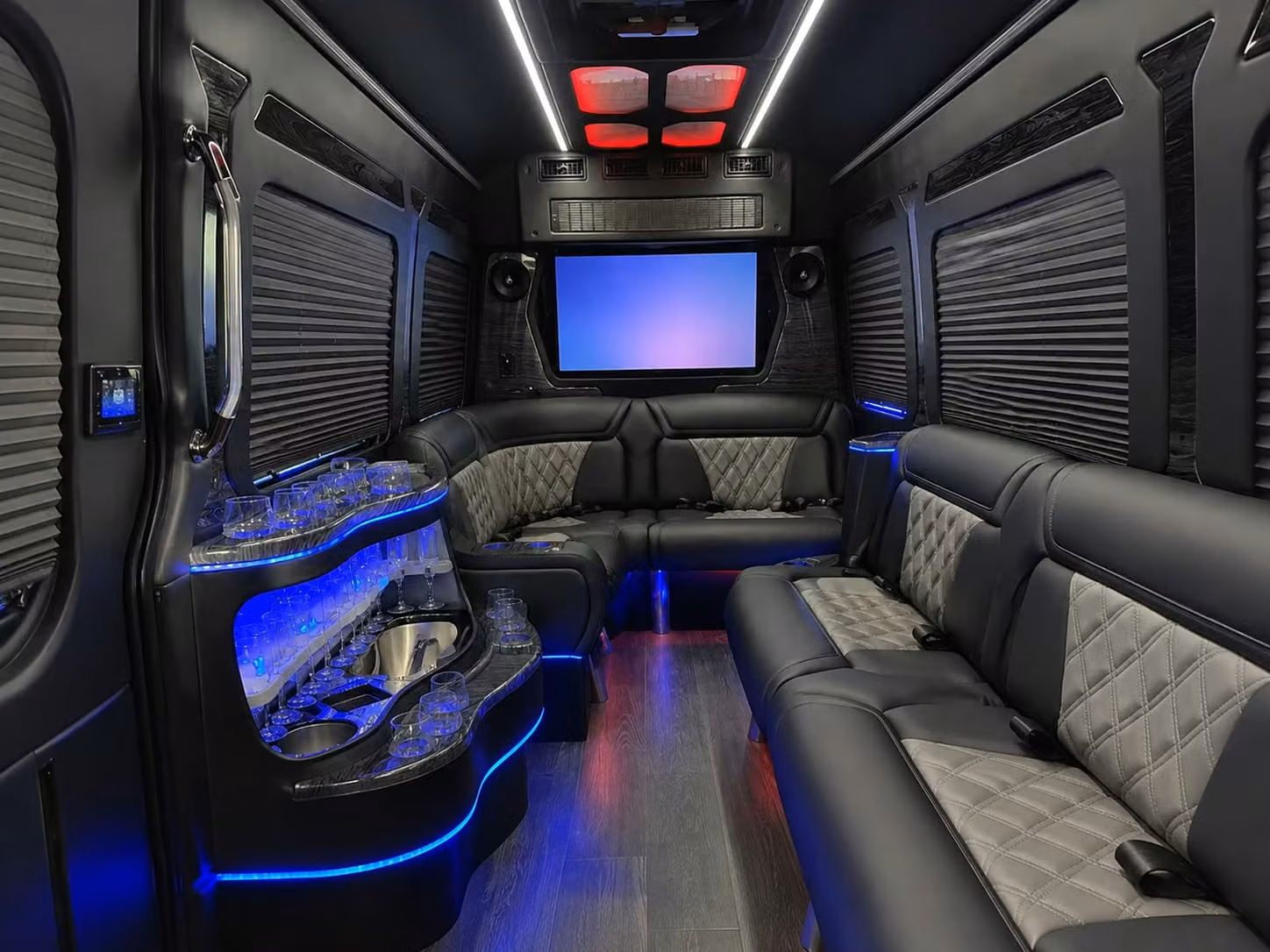 multi venue concert night and bar crawl transportation in sioux falls