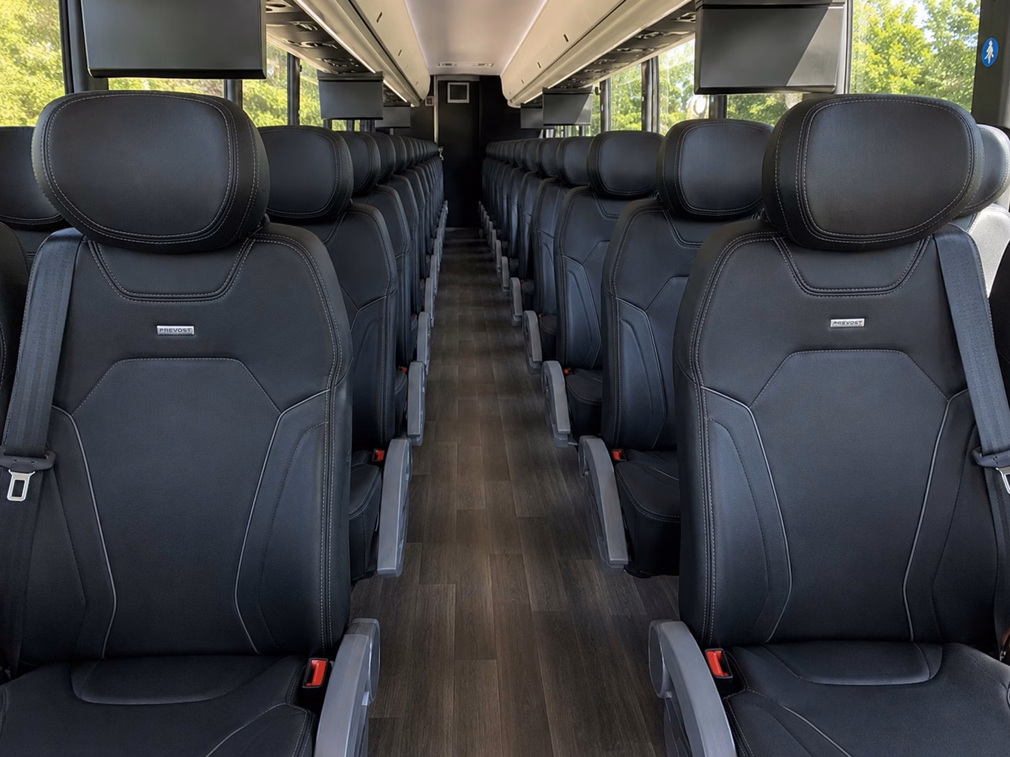 shuttle buses for sioux falls wedding venues make guest transportation easy