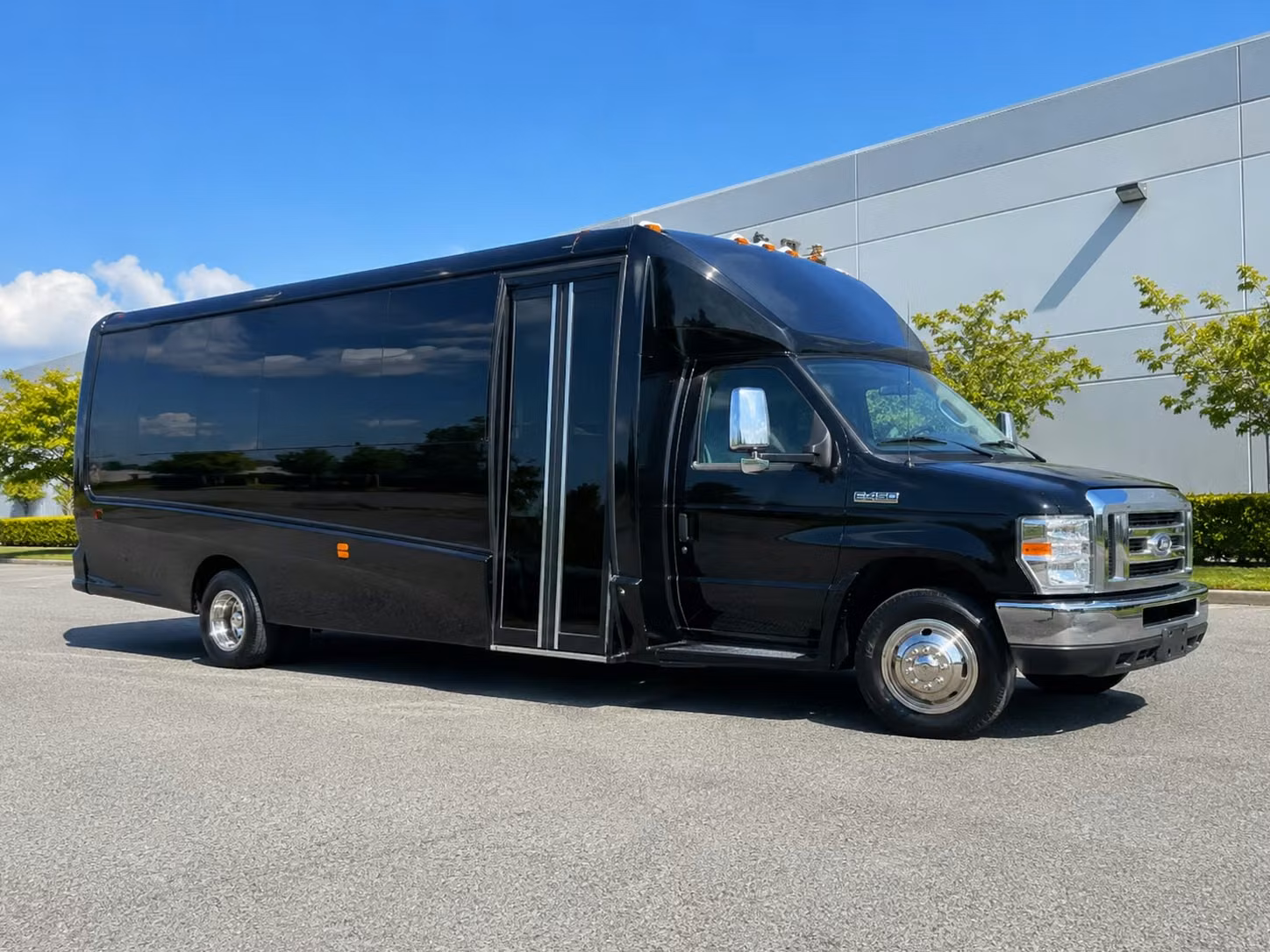 sioux falls party bus rentals make prom night unforgettable
